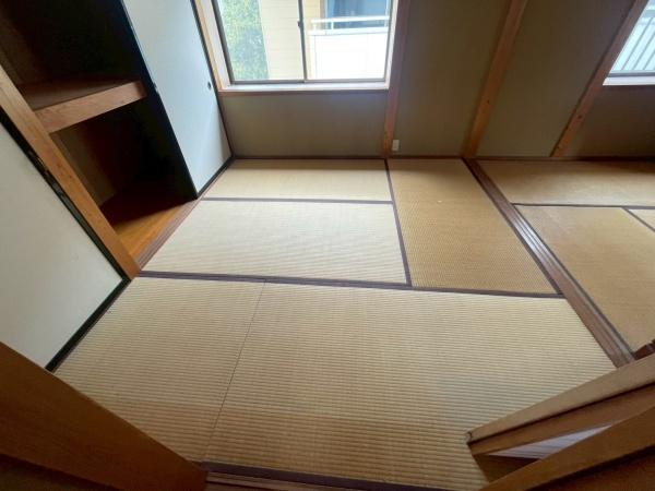 東福原８丁目借家