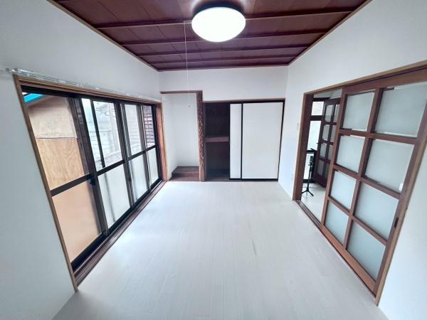 両三柳戸建て借家