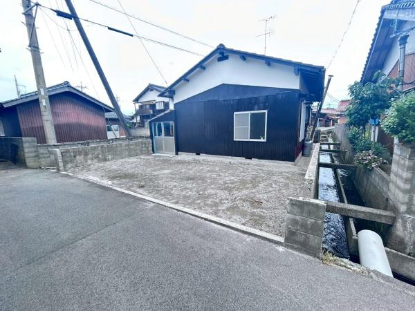 両三柳戸建て借家