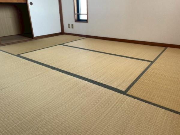 米原アートスカイハイツ(和室)