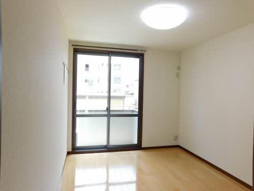 メゾン・ド・プラス