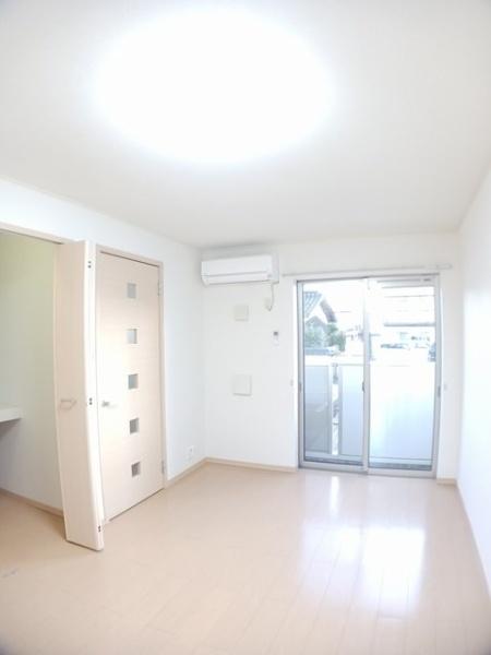 エクセレント　ユリ