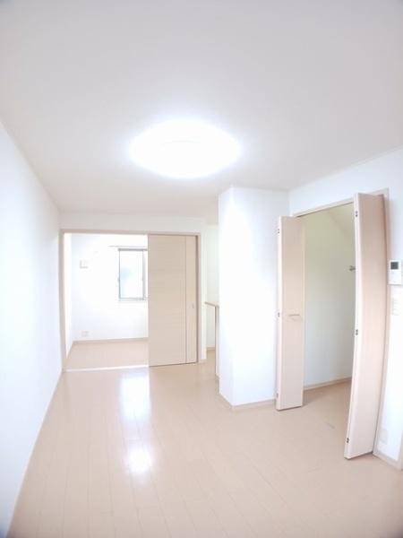 エクセレント　ユリ