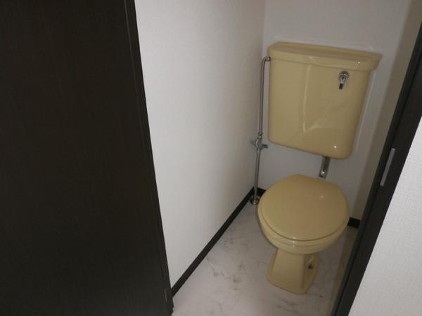 ラフェスタ四日市町