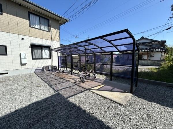 ラシェット　エムザ　Ｂ棟