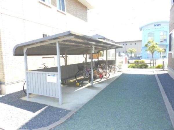 リビングタウン観音寺　E棟
