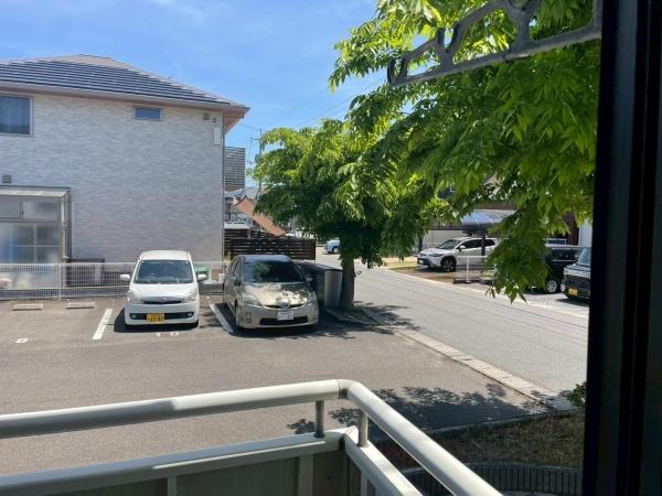 セジュールiA(駐車場)