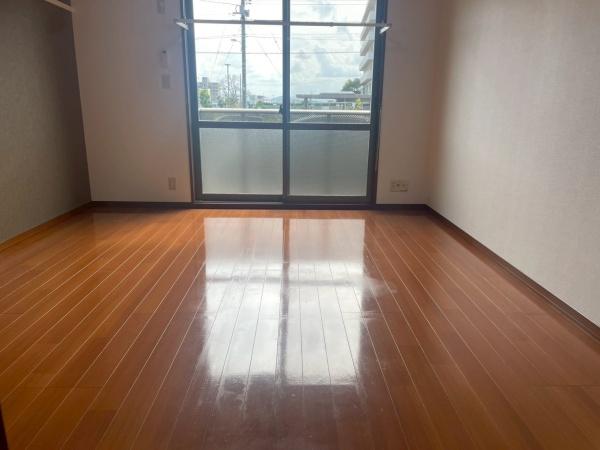 プラージュ(リビング)