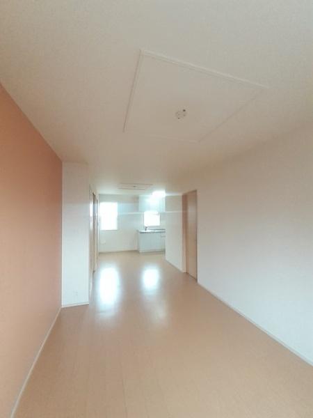 シャルム C(リビング)