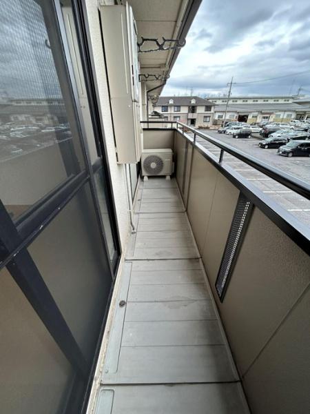 メゾンリヴェール　A棟