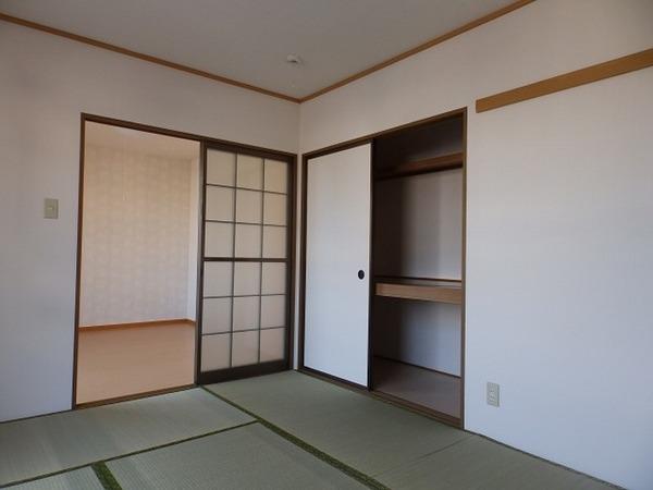 エスポワール三柳　Ｂ棟
