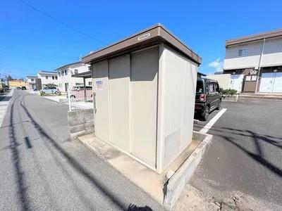 レオパレスパイナリー