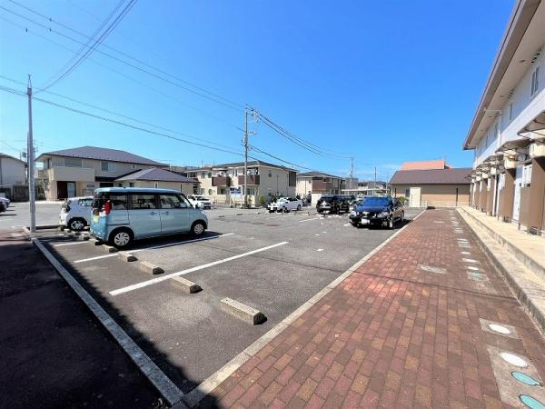 レオパレスパイナリー