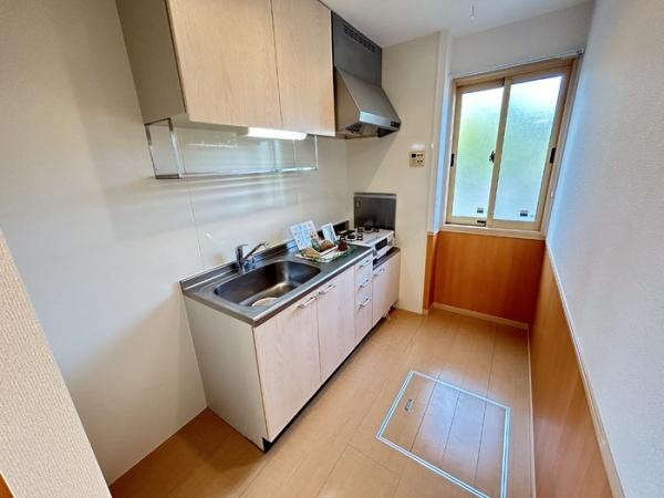 パル カヤクラ A棟(キッチン)