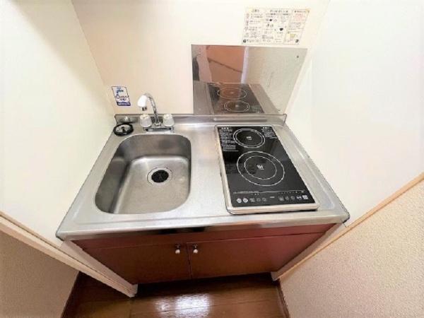 レオパレスチェリッシュ