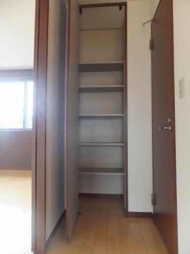 ワイズシャンポール　Ｂ棟