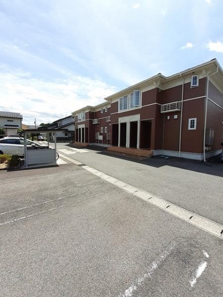 松江市浜佐田町のアパート
