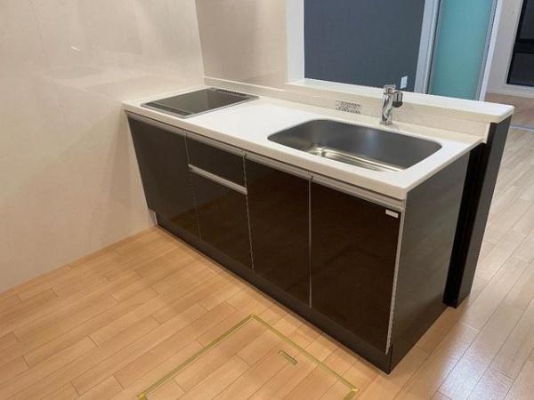 松江市東出雲町錦新町７丁目のアパート