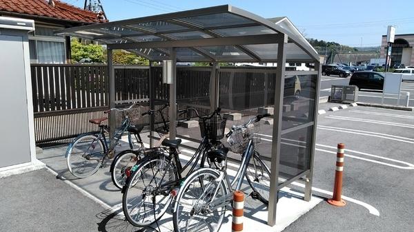 松江市田和山町のアパート