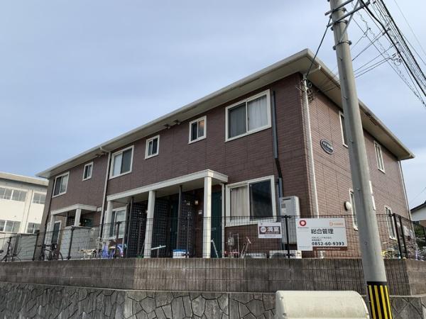 松江市浜乃木５丁目のアパート