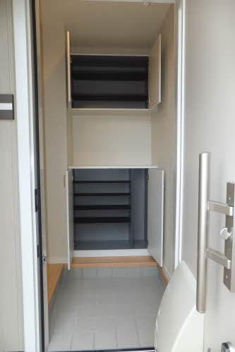 松江市内中原町のアパート