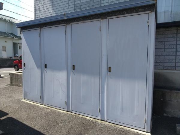 松江市上乃木３丁目のアパート