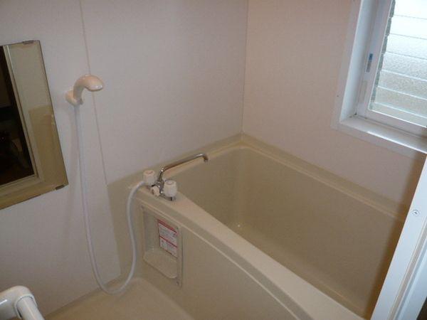 松江市西津田３丁目のアパート