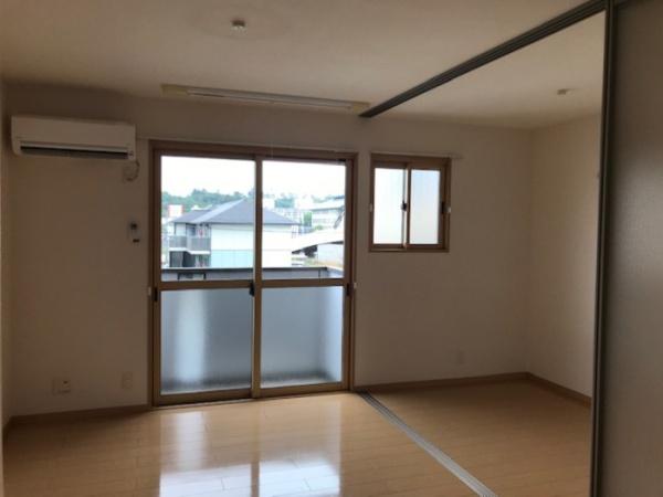松江市黒田町のアパート