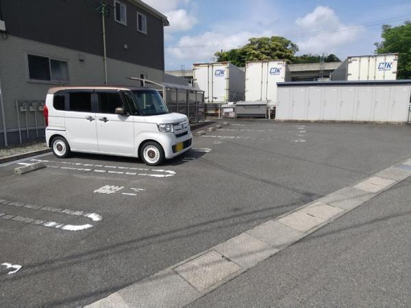 松江市東出雲町意宇南３丁目のアパート