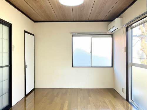 松江市雑賀町のアパート