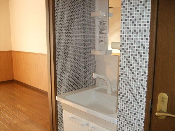 松江市西津田３丁目のアパート