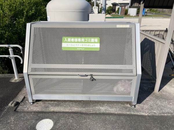 松江市西川津町のアパート