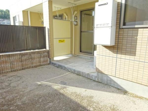 松江市西津田３丁目のマンション