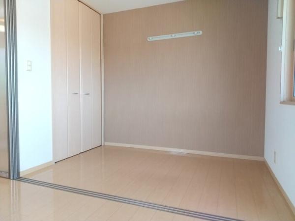 安来市黒井田町のアパート