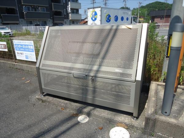 安来市黒井田町のアパート