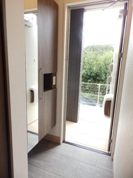 松江市乃木福富町のアパート