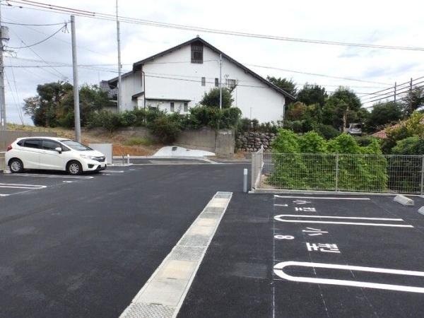 ヴェルスクエア