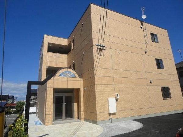 松江市浜乃木４丁目のマンション