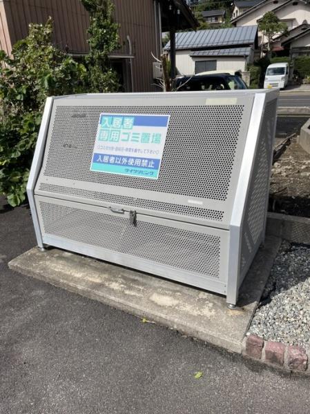 松江市西川津町のアパート
