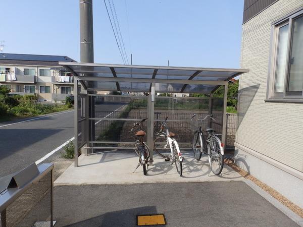 安来市飯島町のアパート