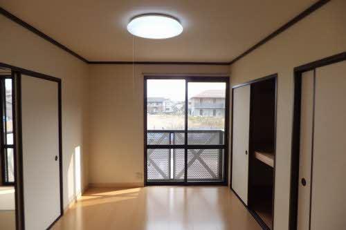 松江市菅田町のアパート
