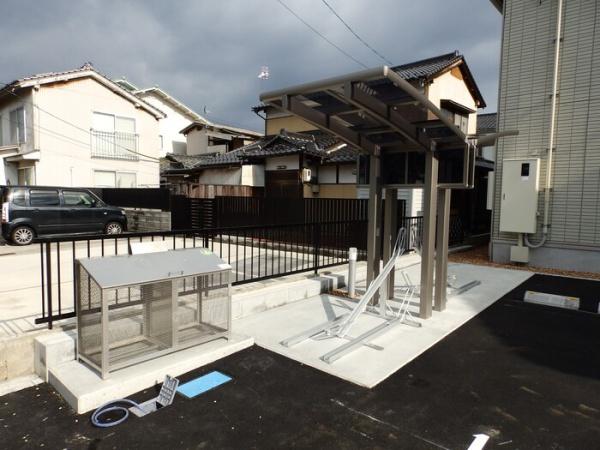 松江市雑賀町のアパート