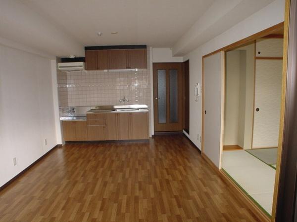 松江市学園南１丁目のマンション