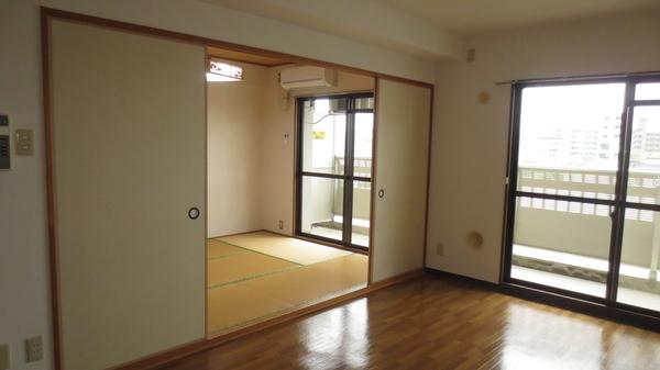 松江市学園南１丁目のマンション