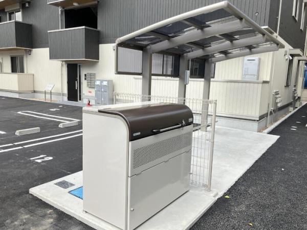 松江市西津田６丁目のアパート