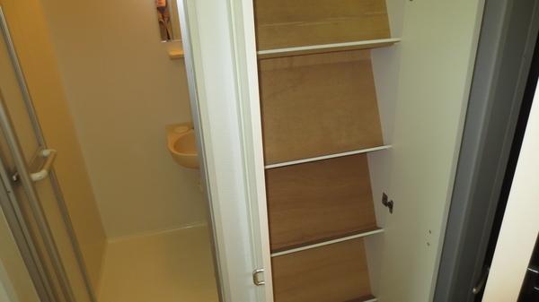 松江市浜乃木１丁目のアパート