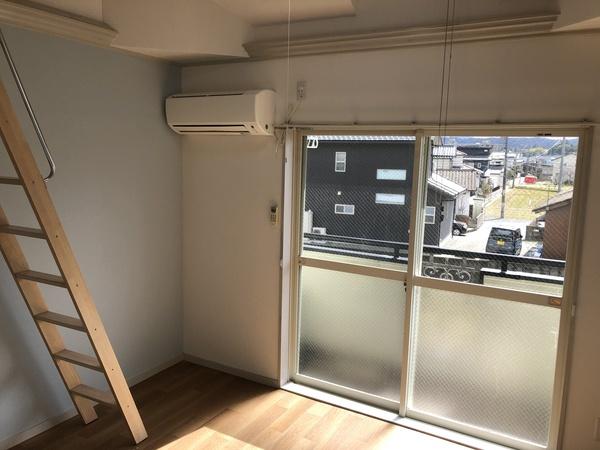 松江市浜乃木１丁目のアパート