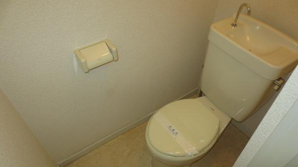 松江市浜乃木１丁目のアパート