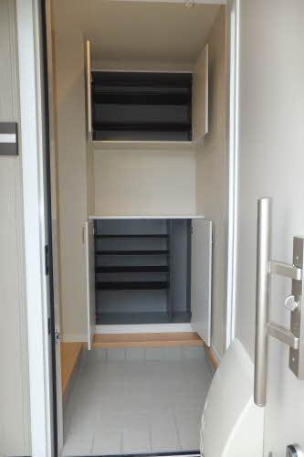 松江市内中原町のアパート