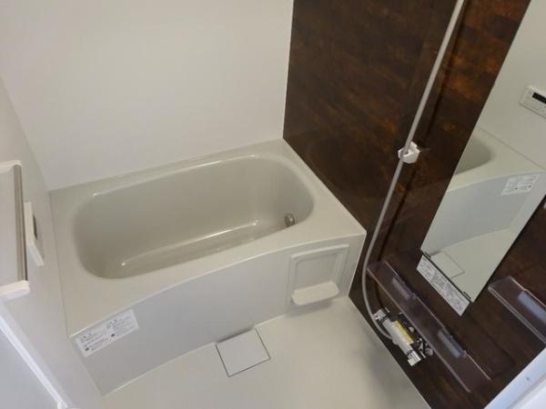 松江市東出雲町揖屋のアパート